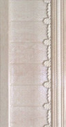 Бордюр Zocalo Tiara 18x34 глянцевый керамический