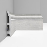 Плинтус напольный D233-84 ДМ Decomaster (120х23х2400 мм)