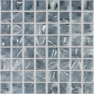 Мозаика Oasis Grey №7104 (на сетке) стекло 31.7х31.7 см Vidrepur глянцевая чип 25х25 мм, серый С0006236
