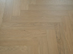 Ламинат Lamiwood Chester Дуб Лестер 606х101х12 12 мм 34 класс с фаской 514