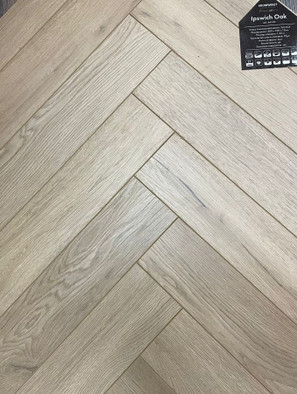 Ламинат Kronparket Herringbone Дуб Ипсвич 44123 600х100х12 12 мм 34 класс с фаской