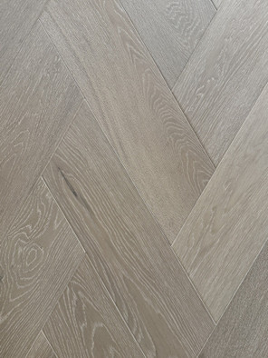 Инженерная доска HM Flooring Дуб Прайм лак Diamond Sugar итальянская елка 14/3х150х530