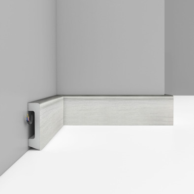 Плинтус напольный D234-84 ДМ Decomaster (58х16х2400 мм) 