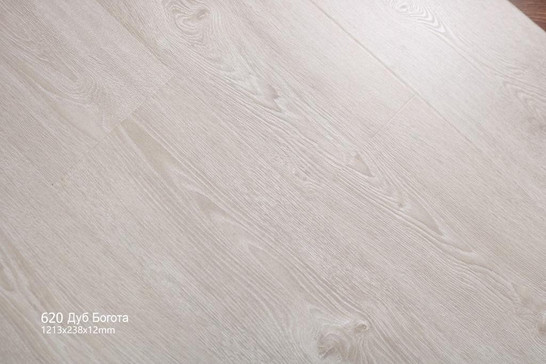 Ламинат Floorwood 620 Дуб Богота 1213х238х12 12 мм 34 класс с фаской фото Ламинат Floorwood 620 Дуб Богота 1213х238х12 12 мм 34 класс с фаской