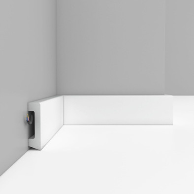 Плинтус напольный D234-115 ДМ Decomaster (58х16х2400 мм) 