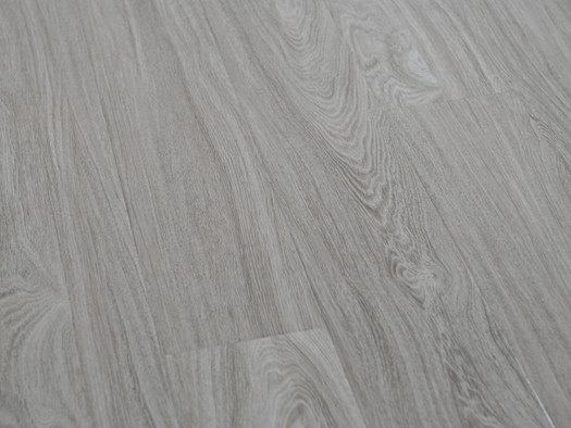 Ламинат Lamiwood Glanz Дуб Батист 1215х146х12 12 мм 34 класс с фаской 303 фото Ламинат Lamiwood Glanz Дуб Батист 1215х146х12 12 мм 34 класс с фаской 303