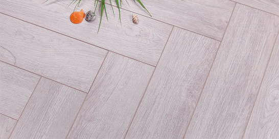 Ламинат Kronparket Herringbone Дуб Салей 44182 600х100х12 12 мм 34 класс с фаской