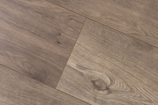 Ламинат Robust Wood Fortis Дуб Мербрау 6050-305 1220х235х12 12 мм 34 класс с фаской фото Ламинат Robust Wood Fortis Дуб Мербрау 6050-305 1220х235х12 12 мм 34 класс с фаской