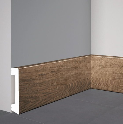 Плинтус напольный D235-88 ДМ Decomaster (80х17х2400 мм)