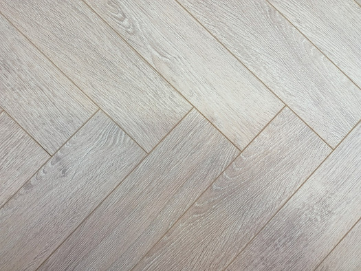 Ламинат Kronparket Herringbone Дуб Айбердин 44815 600х100х12 12 мм 34 класс с фаской фото Ламинат Kronparket Herringbone Дуб Айбердин 44815 600х100х12 12 мм 34 класс с фаской