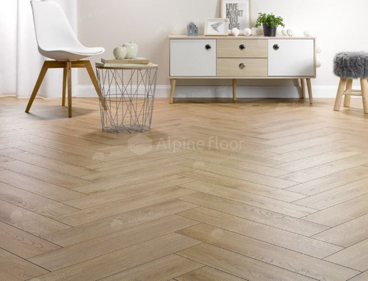 Ламинат Homflor Herringbone 535 Praline Cajun Oak 644х143х8 8 мм 33 класс с фаской