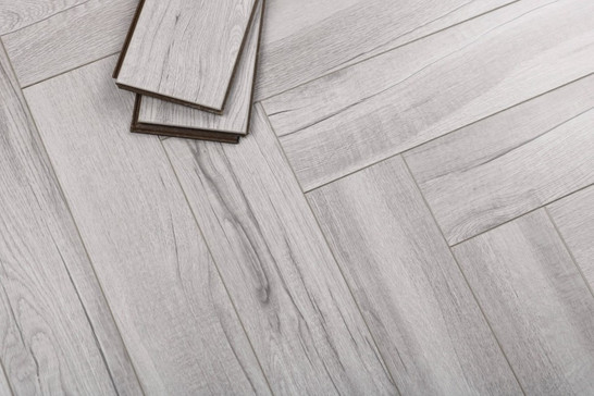 Ламинат Hessen Floor Grand Кайя 9284-2 600х100х12 12 мм 34 класс с фаской фото Ламинат Hessen Floor Grand Кайя 9284-2 600х100х12 12 мм 34 класс с фаской