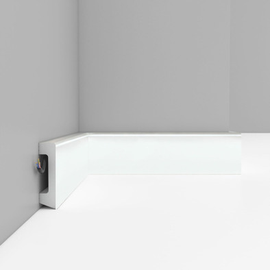 Плинтус напольный D234-114 ДМ Decomaster (58х16х2400 мм) 