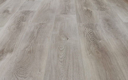 SPC ламинат StoneFloor Дуб Летний лес 8305-03 HP 33 класс 1545х180х4,5 мм (каменно-полимерный)